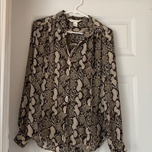 H&M size 6 dress top
